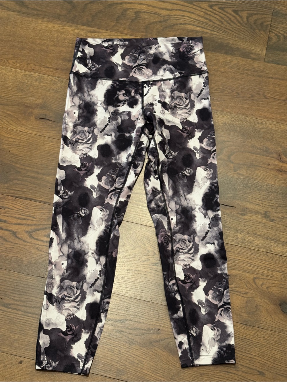 lululemon athletica Black, Gray & White Floral Leggings
